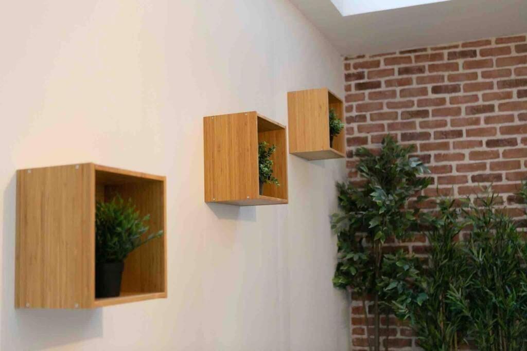 Loft De Courcaille - Balneo - Free Parking - Wifi Daire Orléans Dış mekan fotoğraf