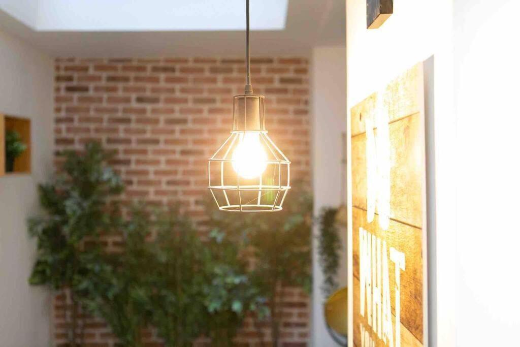 Loft De Courcaille - Balneo - Free Parking - Wifi Daire Orléans Dış mekan fotoğraf