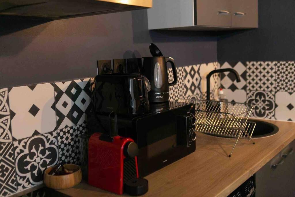 Loft De Courcaille - Balneo - Free Parking - Wifi Daire Orléans Dış mekan fotoğraf